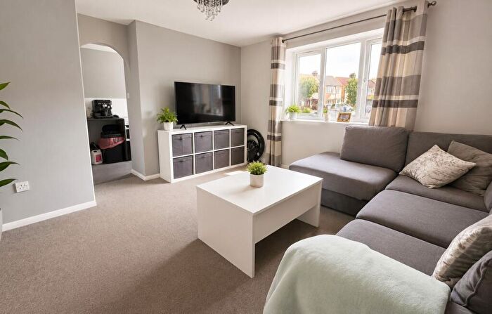 2 Bedroom Flat To Rent In Naunton Way, Hornchurch, RM12