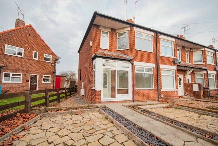 2 Bedroom Semi-Detached House To Rent In Boothferry Road, Hull, HU4