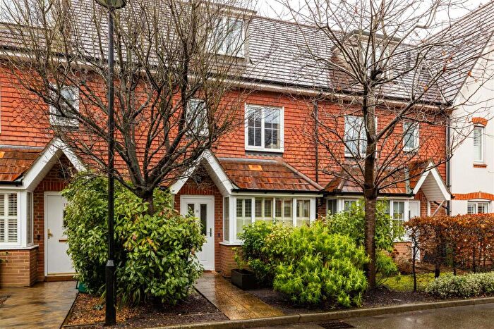 3 Bedroom Terraced House For Sale In Hartington Close, Reigate, RH2