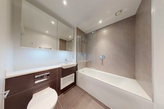 1 Bedroom Flat To Rent In New Lion Way, London, SE17