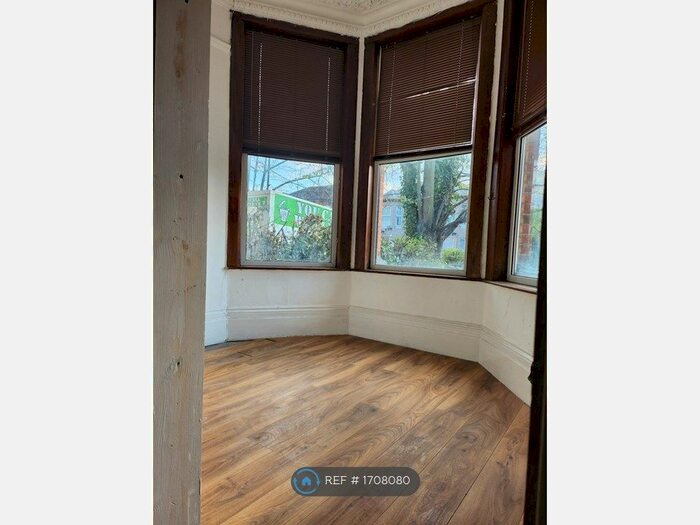 2 Bedroom Flat To Rent In Mansfield Road, Ilford, IG1