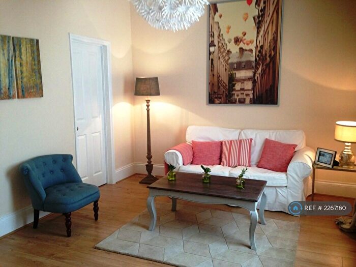 2 Bedroom Maisonette To Rent In Horsa Road, Erith, DA8