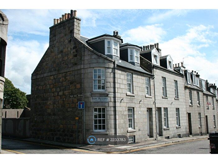 1 Bedroom Flat To Rent In Bon Accord Street, Aberdeen, AB11