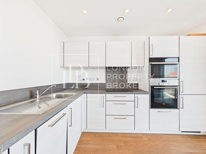 1 Bedroom Flat For Sale In Jefferson Plaza, Marner Point, E3