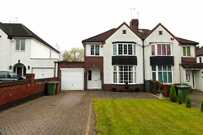 3 Bedroom Semi-Detached House To Rent In Sutton Road, Walsall, WS5