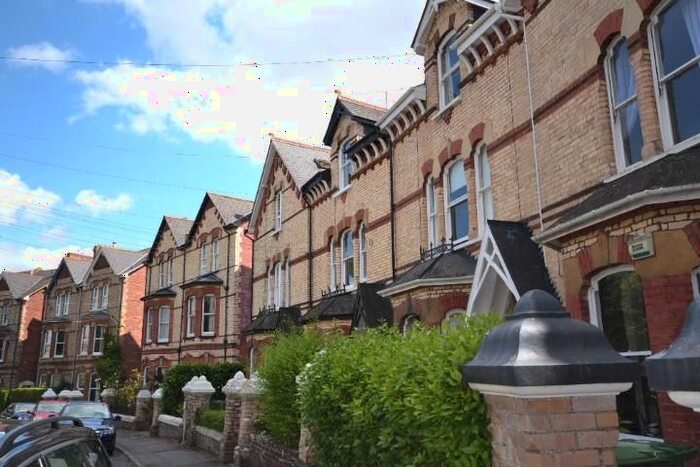 1 Bedroom Flat To Rent In Powderham Crescent, Exeter, EX4