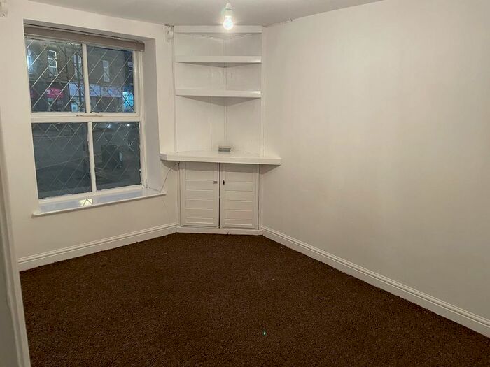 1 Bedroom Apartment To Rent In Arundel Street Mossley, OL5