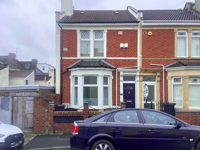 1 Bedroom Flat To Rent In Chessel Street, Bedminster, Bristol, BS3