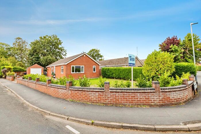 3 Bedroom Detached Bungalow For Sale In Waterloo Lane, Skellingthorpe, LN6