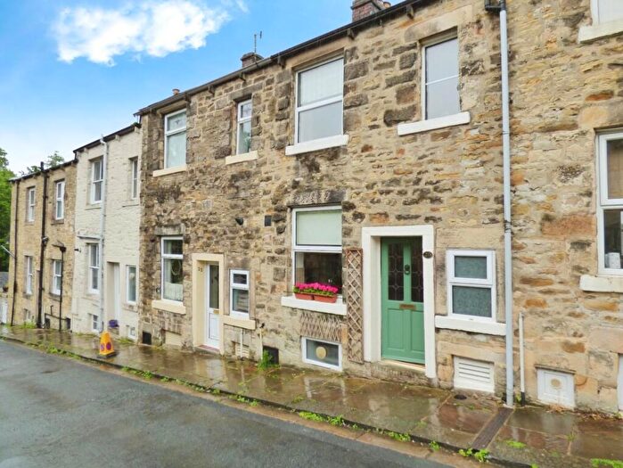 3 Bedroom Terraced House For Sale In Castle View Terrace, Skipton, BD23
