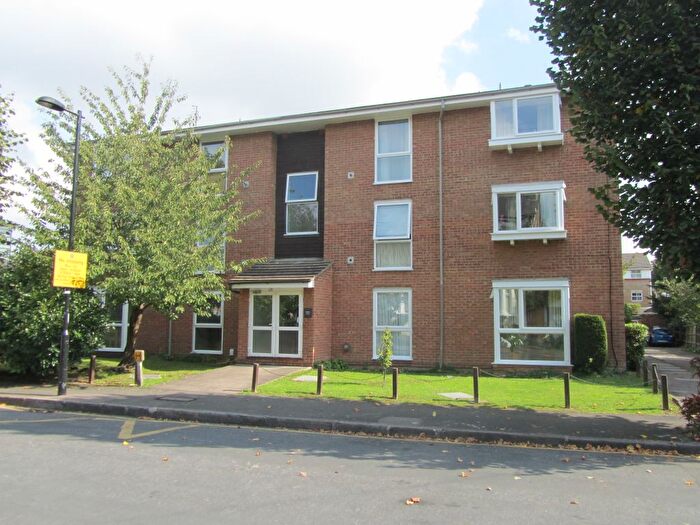 1 Bedroom Flat To Rent In Barham Road, South Croydon, CR2