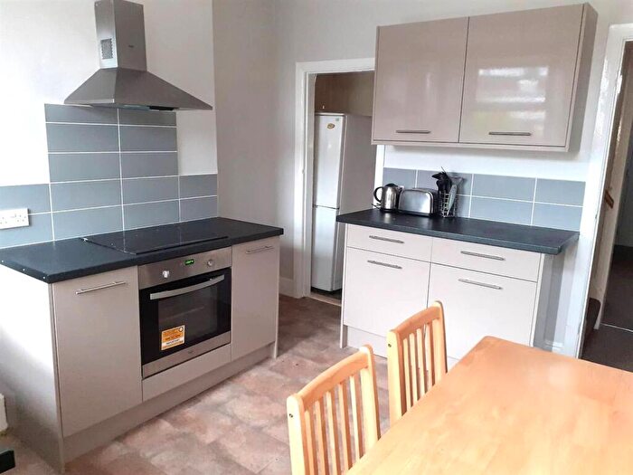 3 Bedroom Terraced House To Rent In Crookes, S10