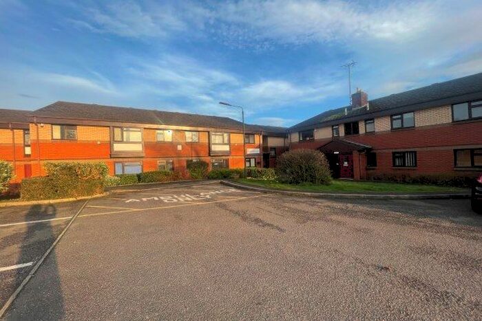 1 Bedroom Flat To Rent In Mayflower Court, Mansfield, NG20