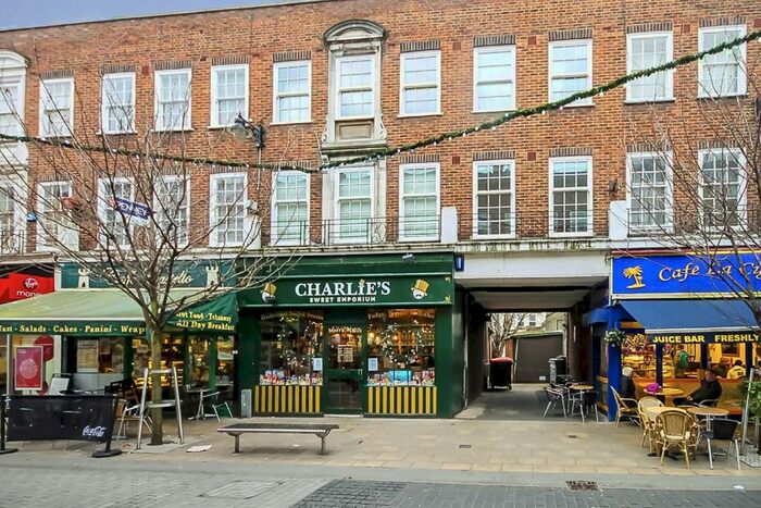 2 Bedroom Flat To Rent In Castle Street, Kingston Upon Thames KT1