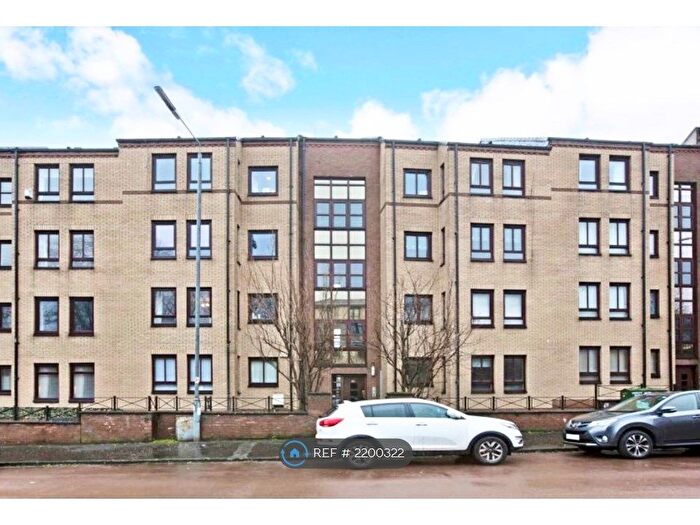 2 Bedroom Flat To Rent In Springburn Road, Glasgow, G21
