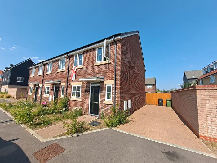 3 Bedroom End Of Terrace House For Sale In Jones Hill, Hampton Heights, Peterborough, PE7