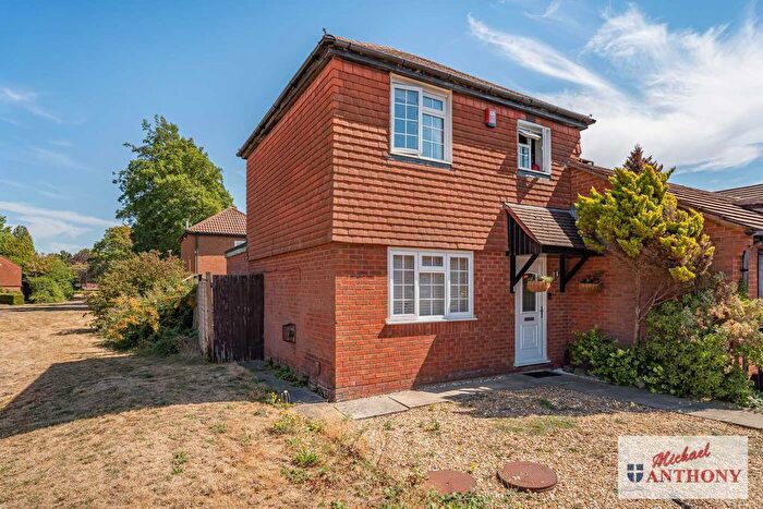 2 Bedroom Semi-detached House For Sale In Kimbolton Court, Giffard Park, Milton Keynes, MK14