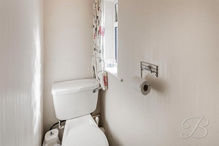 3 Bedroom Terraced House For Sale In Sherwood Street, Warsop, Mansfield, NG20