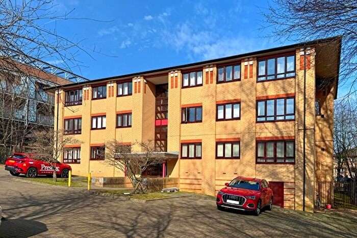2 Bedroom Flat To Rent In Albion Place, Campbell Park, Milton Keynes, MK9