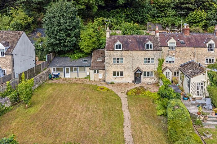 4 Bedroom Semi-Detached House For Sale In Vicarage Street, Painswick, Stroud, GL6