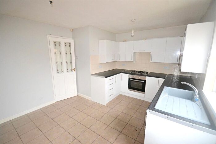 3 Bedroom Semi Detached House To Rent In Hedley Close, Newton Aycliffe, DL5