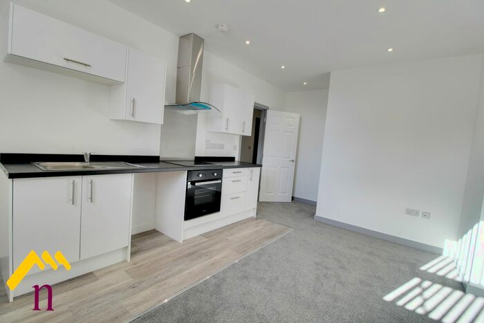 2 Bedroom Flat To Rent In Cleveland Street- Bed, Doncaster, Doncaster, DN1