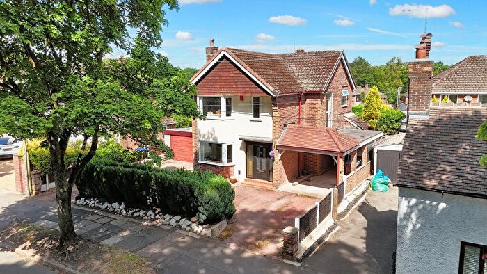 3 Bedroom Detached House For Sale In Longton Road, Stoke-On-Trent, ST4