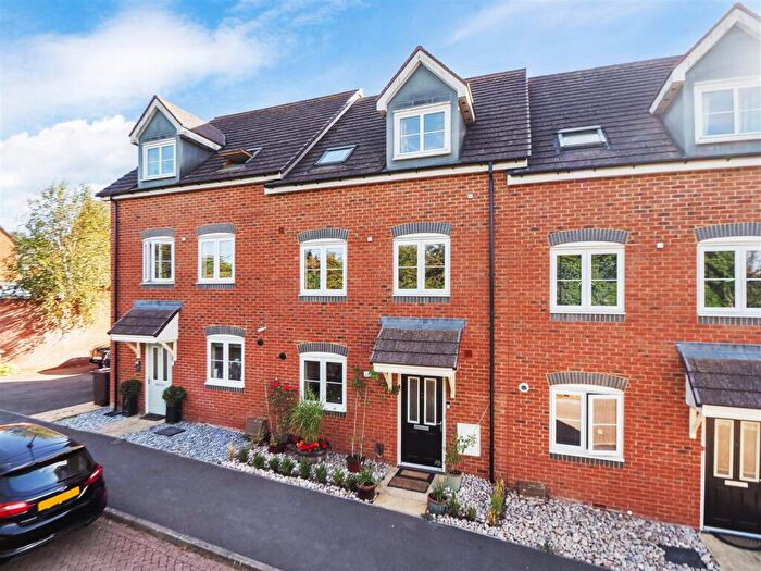 4 Bedroom Town House For Sale In Galbraith Road, Picket Piece, Andover, SP11