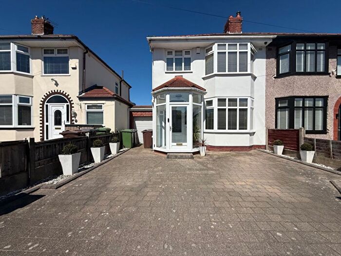 3 Bedroom Semi-Detached House For Sale In Sonning Avenue, Liverpool, L21