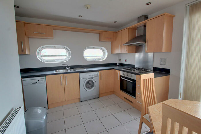 2 Bedroom Maisonette To Rent In Watkin Road, Leicester, LE2