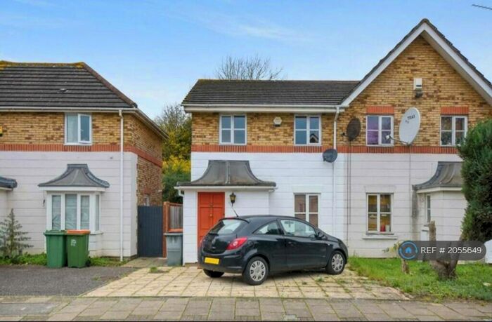 3 Bedroom Semi-Detached House To Rent In Tynemouth Close, London, E6