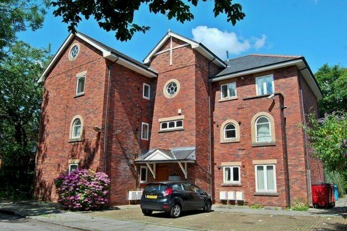 3 Bedroom Flat To Rent In Brunswick Road, Manchester, M20
