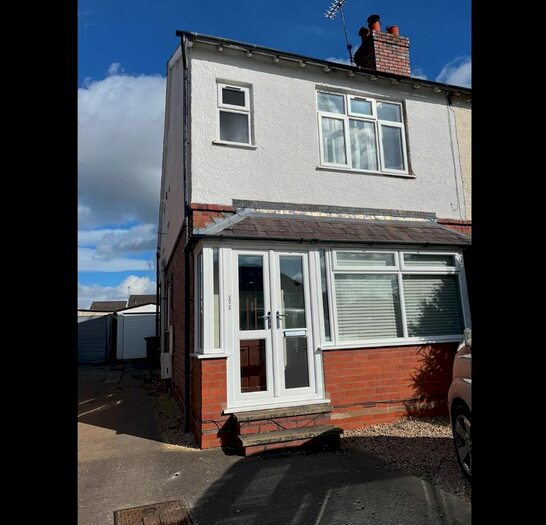 3 Bedroom Property To Rent In Marlpool Lane, Kidderminster, DY11
