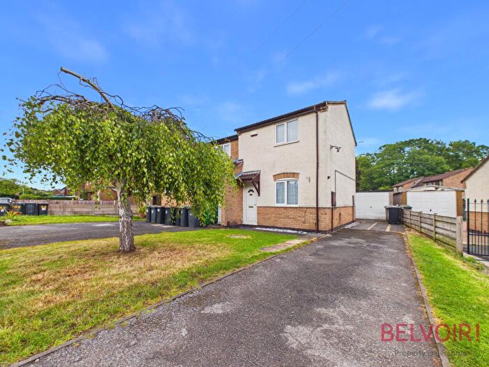 2 Bedroom End Of Terrace House For Sale In Ash Crescent, Nuthall, NG16