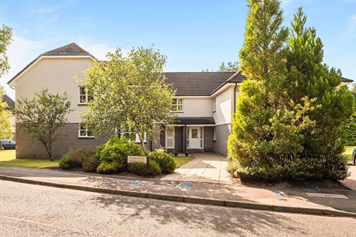 3 Bedroom Flat For Sale In Windsor Gardens, Auchterarder, PH3
