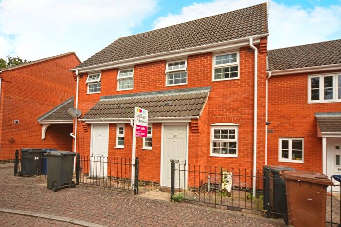 1 Bedroom Terraced House For Sale In Selway Drive, Bury St. Edmunds, IP32