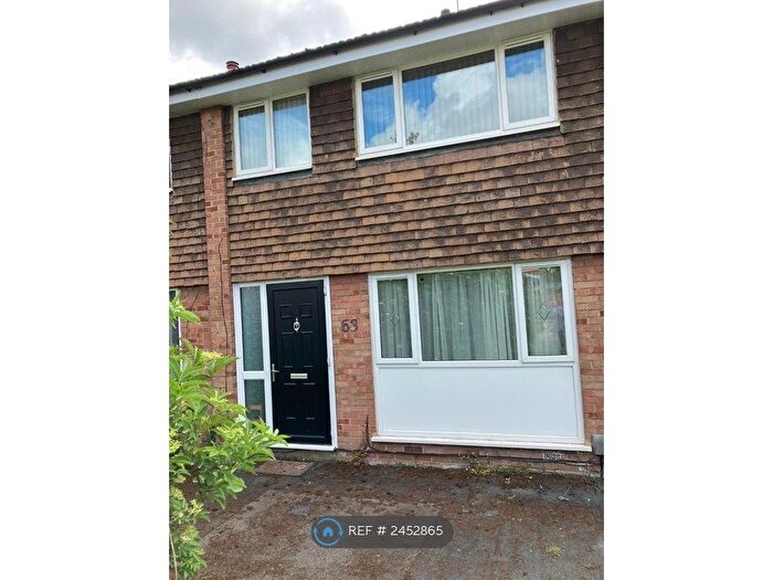 3 Bedroom Terraced House To Rent In Wendover Road, Aylesbury, HP21