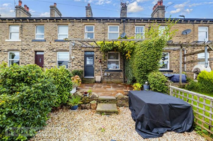 2 Bedroom Terraced House For Sale In Cooperative Terrace, Holmfirth, HD9
