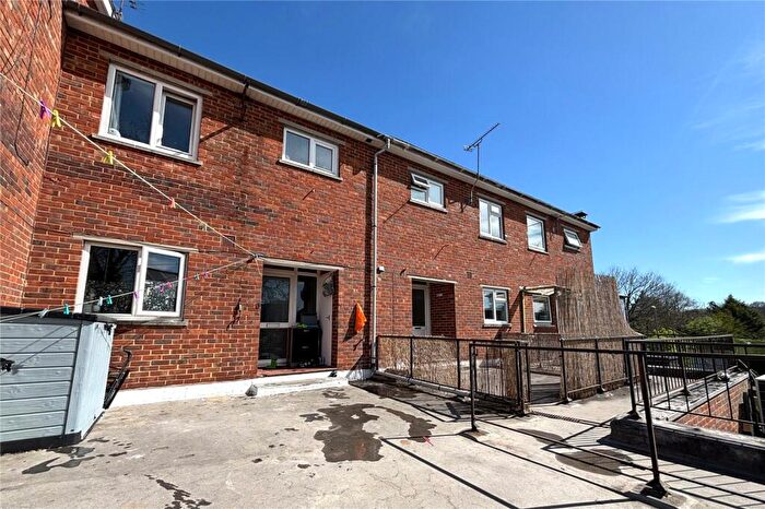 2 Bedroom Maisonette For Sale In Station Road, Hook, Hampshire, RG27