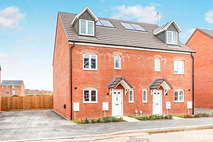 4 Bedroom House To Rent In Fowler Drive, Market Harborough, LE16