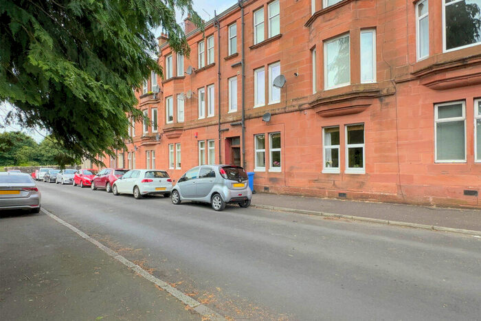 2 Bedroom Flat For Sale In Gavinburn Street, Old Kilpatrick, G60