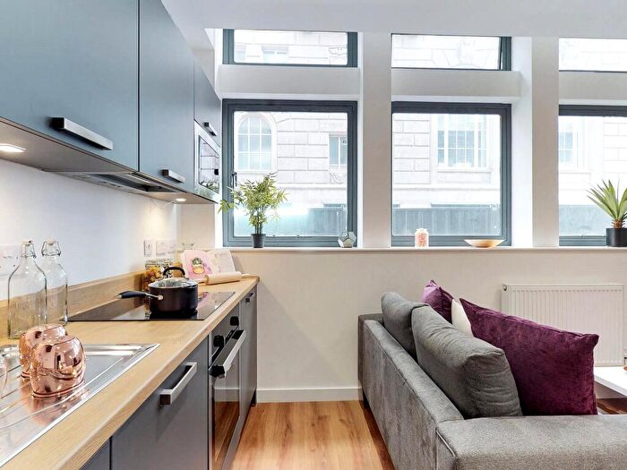 Apartment To Rent In Apt, Gravity Residence #, L2