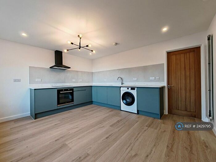 1 Bedroom Maisonette To Rent In Pockeridge Road, Corsham, SN13