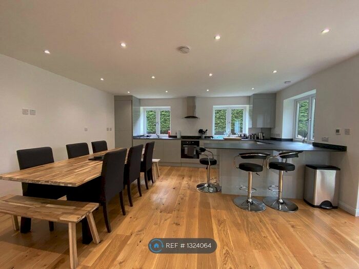 2 Bedroom Semi-Detached House To Rent In Kirke Close, Shenley Church End, Milton Keynes MK5