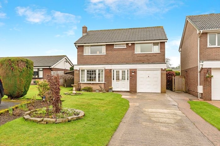 4 Bedroom Detached House For Sale In Ravens Grove, Burnley, Lancashire, BB10