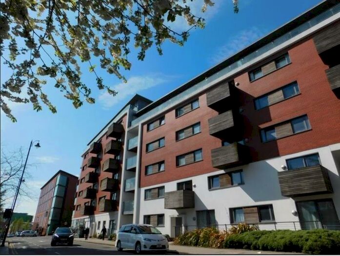 2 Bedroom Apartment To Rent In Granville Street, Birmingham, West Midlands, B1