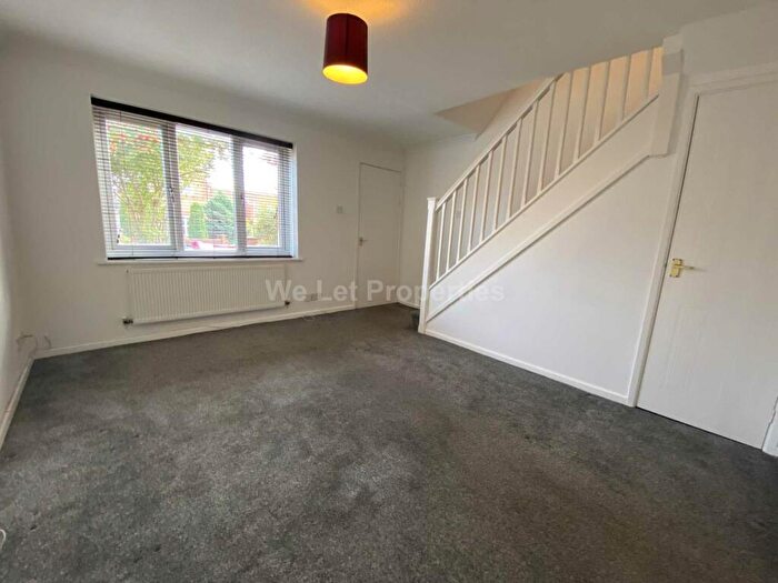 2 Bedroom House To Rent In Whimberry Close, Salford, M5