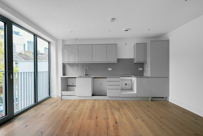 2 Bedroom Flat To Rent In Tamworth Place, Croydon, CR0