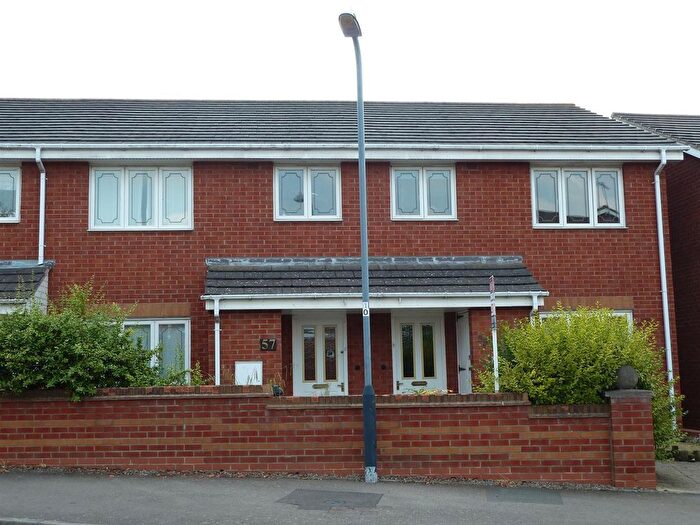1 Bedroom Flat To Rent In Desdemona Avenue, Heathcote, Warwick, CV34