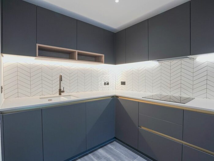 2 Bedroom Flat To Rent In Glenthorne Road, London, W6